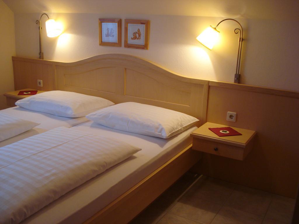 Pension Rudi - Weingut Kellner Otel Pulkau Dış mekan fotoğraf